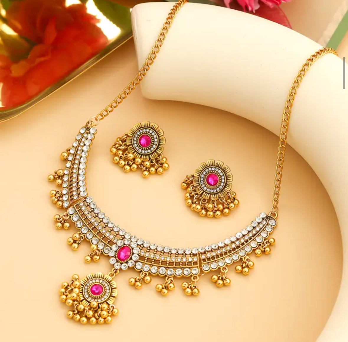 White Rhinestones & pink crystal Necklace set