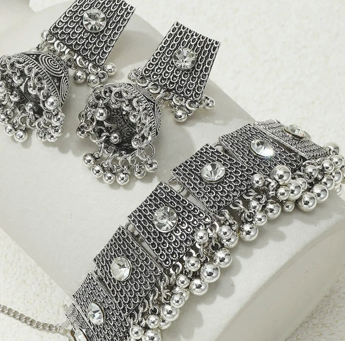 Intricate Silver Choker and Earring set